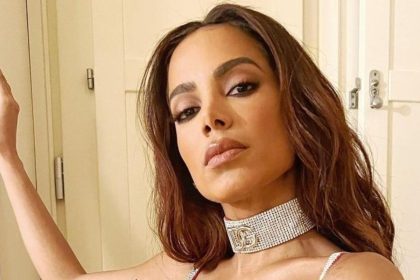 Anitta viciada em seriado da Netflix? Essa foi para surpreender a web, confira Confira - Reprodução Instagram
