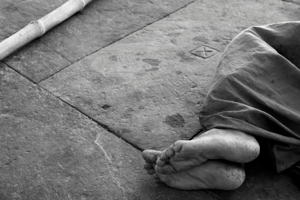 Moradores de rua em São Paulo recebem 58 mil cobertores e 1 milhão de acolhimento desde abril. Foto: Canva Moradores de rua em São Paulo recebem 58 mil cobertores e 1 milhão de acolhimento desde abril. Foto: Canva