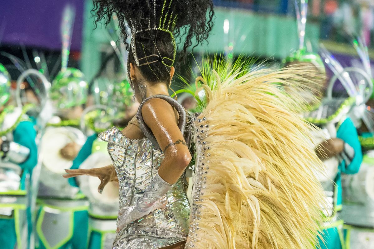 São Paulo já vende ingressos para o Carnaval de 2023; confira onde adquirir e valores. Foto: Canva São Paulo já vende ingressos para o Carnaval de 2023; confira onde adquirir e valores. Foto: Canva