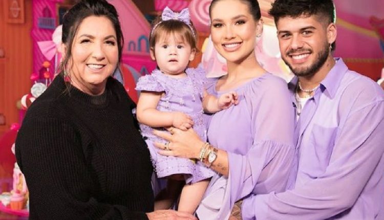 Virginia Fonseca e família (Foto Reprodução Instagram)