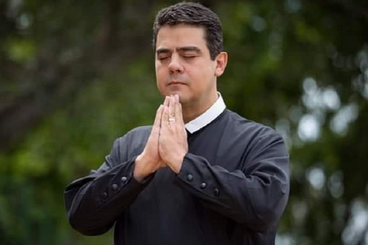 Caso Padre Robson: decisão do TJGO coloca o religioso novamente na mira do MP; entenda - Imagem do Instagram de perobsondeoliveira Caso Padre Robson: decisão do TJGO coloca o religioso novamente na mira do MP; entenda - Imagem do Instagram de perobsondeoliveira