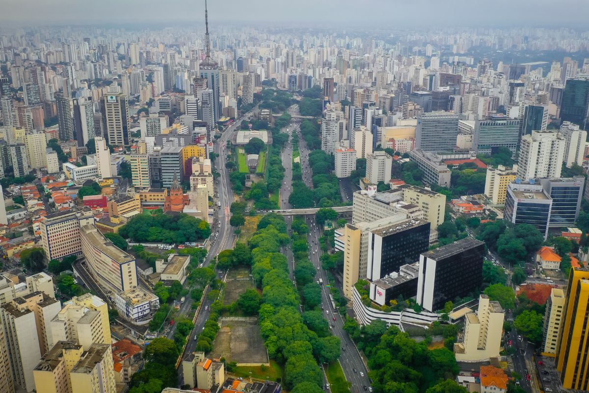 São Paulo terá domingo de calor e baixa umidade, diz Defesa Civil. Foto: Canva