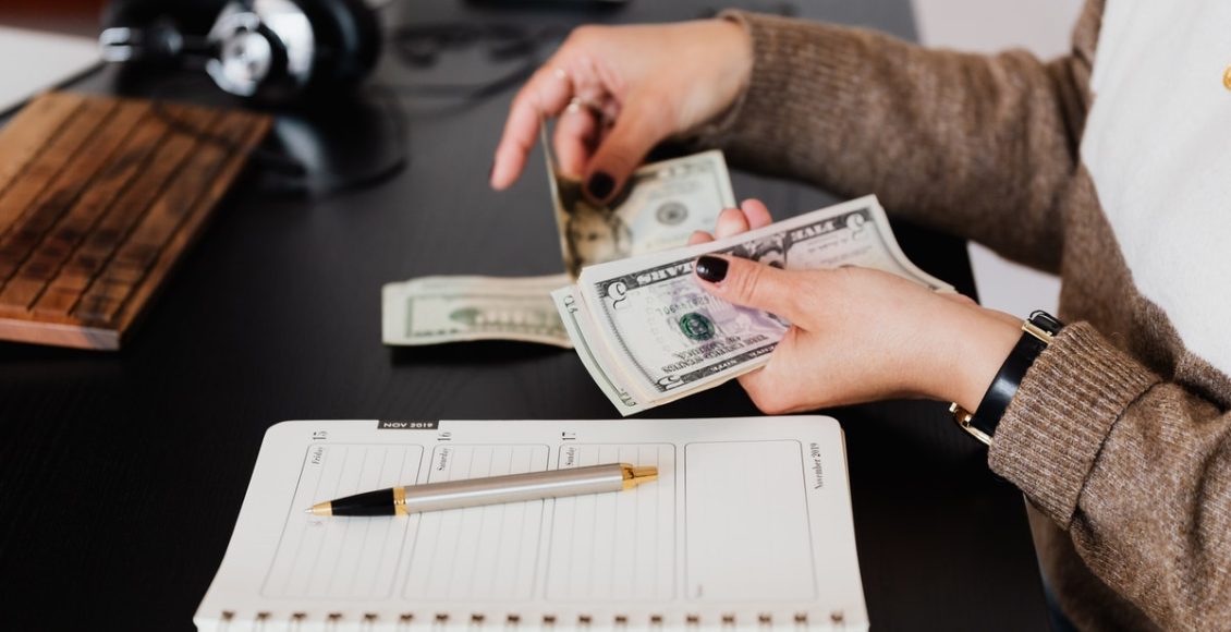 Debêntures: entenda o que é, como funciona e como investir nestes títulos de renda fixa - Reprodução Pexels