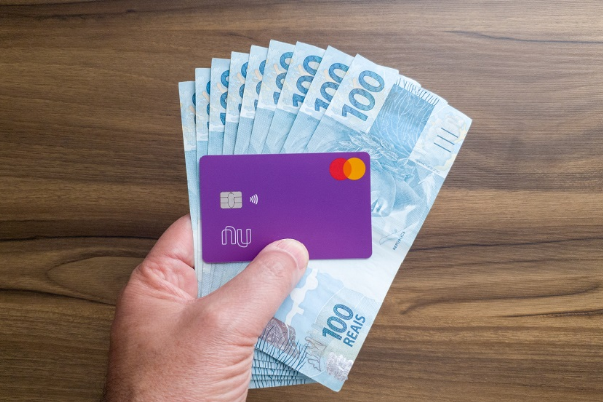 Conta Nubank bloqueada: o que o banco diz sobre o assunto Imagem: Canva Conta Nubank bloqueada: o que o banco diz sobre o assunto Imagem: Canva