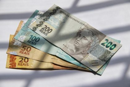Lotomania: concurso 2367 fica sem ganhadores e prêmio agora é de R$ 3,7 milhões dá até para aplicar em renda fixa. Foto: Canva