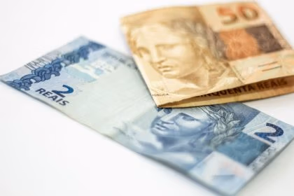 Mega-Sena: confira o resultado do concurso 2607 na noite deste sábado (1). Foto: Canva