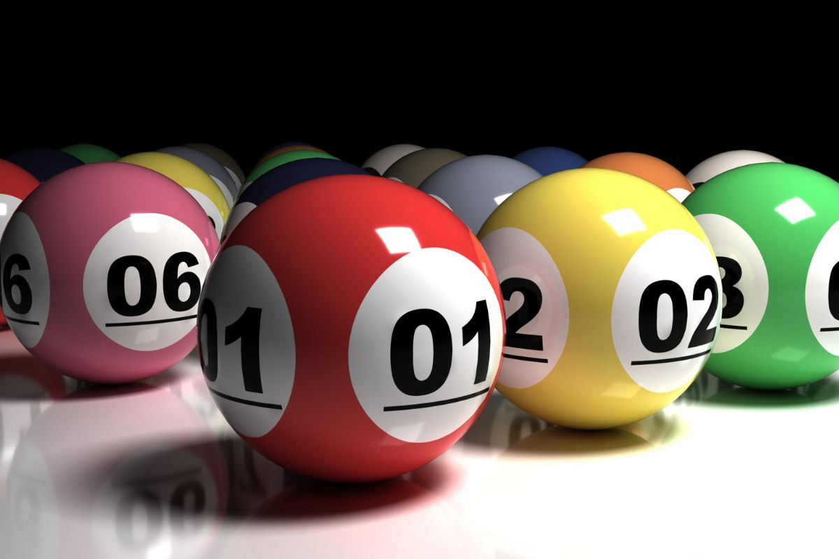 Loteria: Mega-Sena e Milionária somam mais de R$ 100 milhões em prêmio; veja como jogar. Foto: Canva
