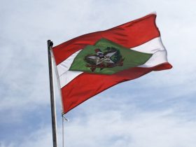 Eleições: Jorginho Mello tem 67% dos votos válidos em SC contra 33% de Décio Lima, diz Ipec. Foto: Canva