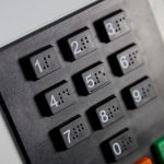 Eleições: Jorginho Mello tem 67% dos votos válidos em SC contra 33% de Décio Lima, diz Ipec. Foto: Canva