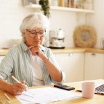 INSS está com problemas em seu banco de dados e novos benefícios podem atrasar; confira - Freepik - diariosp.com.br INSS está com problemas em seu banco de dados e novos benefícios podem atrasar; confira - Freepik