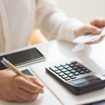 Serasa faz mutirão para quitar dívidas com descontos de até 99%. Imagem: Freepik - diariosp.com.br Serasa faz mutirão para quitar dívidas com descontos de até 99%. Imagem: Freepik