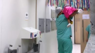 Médico veste crianças de super-heróis antes de cirurgia e vídeo comove Instagram. Foto: Reprodução Instagram