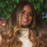 Larissa Manoela rompe com os pais, mas não está sozinha; veja os famosos que ficaram ao lado da atriz