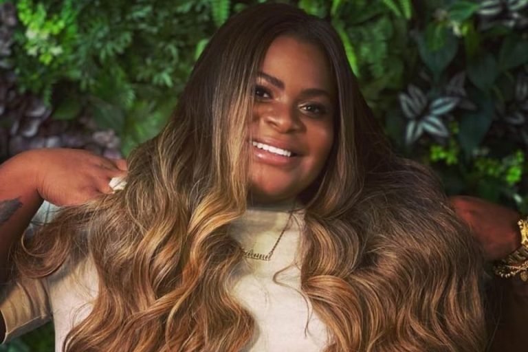 Larissa Manoela rompe com os pais, mas não está sozinha; veja os famosos que ficaram ao lado da atriz