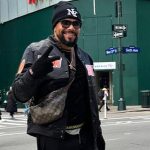 Denúncia! Ex-dançarina de Naldo recebia apenas R$ 250,00 por show