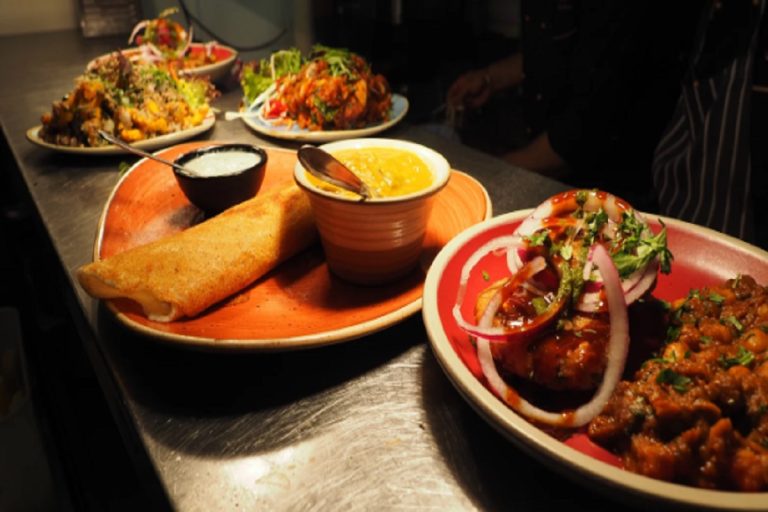 Comida indiana / Reprodução CANVA