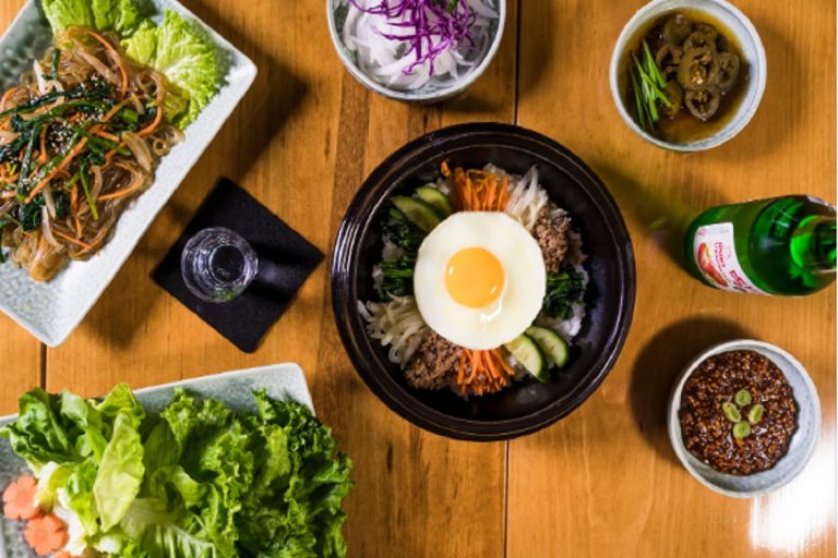 Comida coreana / Reprodução CANVA