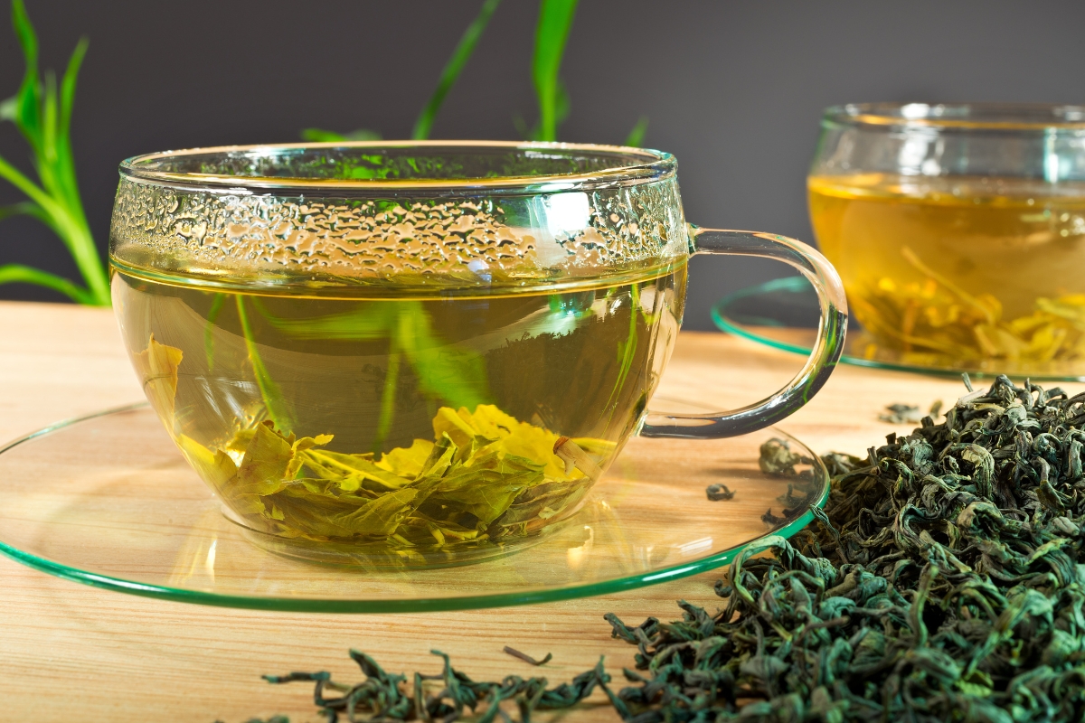 Cultive sua própria xícara de bem-estar: aprenda passo a passo como cultivar chá verde e desfrute de uma experiência única de sabor e vitalidade