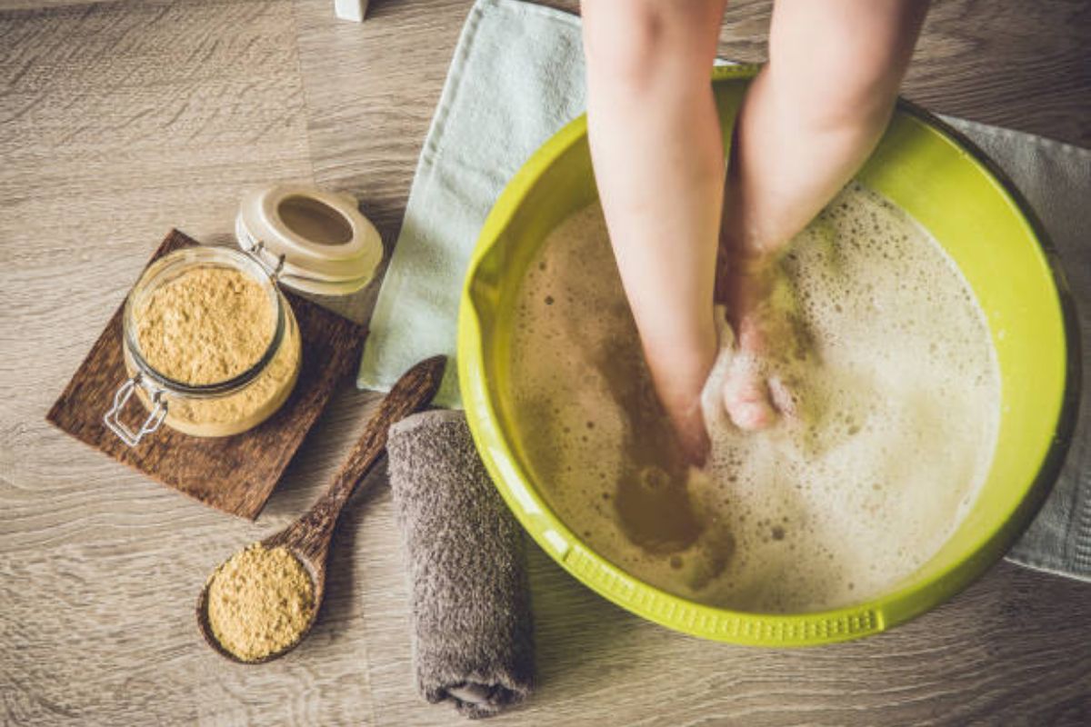 Nunca mais fique sem um escalda pés: conheça as técnicas infalíveis para prepará-lo