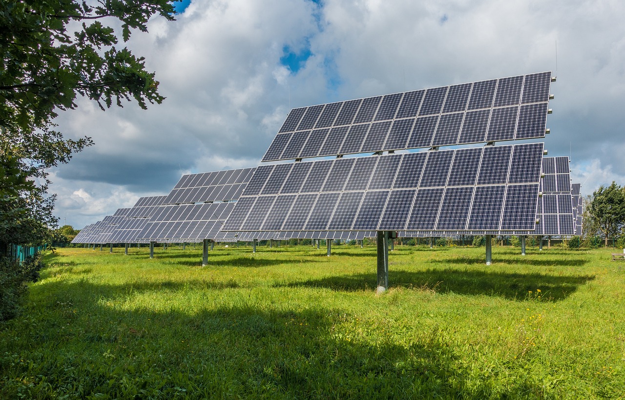 Energia solar avança como grande alternativa sustentável. Foto: Pixabay