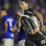 Hulk Paraíba viraliza nas redes após selfie com torcedor; veja como a criança reagiu. Foto: Pedro Souza/Atlético