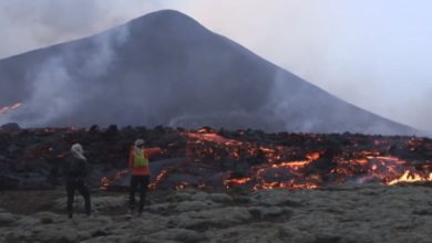 Vulcão em erupção na Islândia: você teria coragem encarar? Vídeo viraliza na web