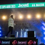 Gustavo Mioto viraliza nas redes ao cantar música de Ana Castela em show; veja o motivo. Foto: Divulgação Jacareí Expo Agro