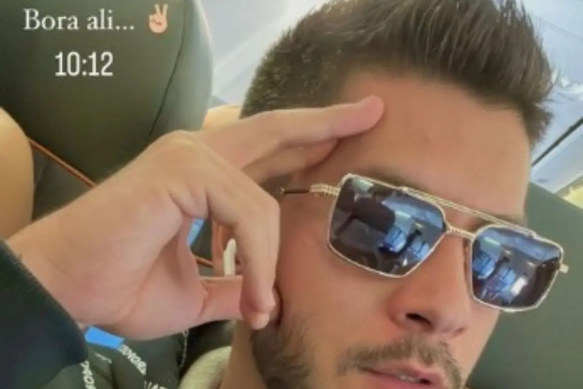 Inacreditável! Arthur Aguiar rompe namoro dias após anunciar gravidez de Jheny Santucci; veja o que houve Inacreditável! Arthur Aguiar rompe namoro dias após anunciar gravidez de Jheny Santucci; veja o que houve