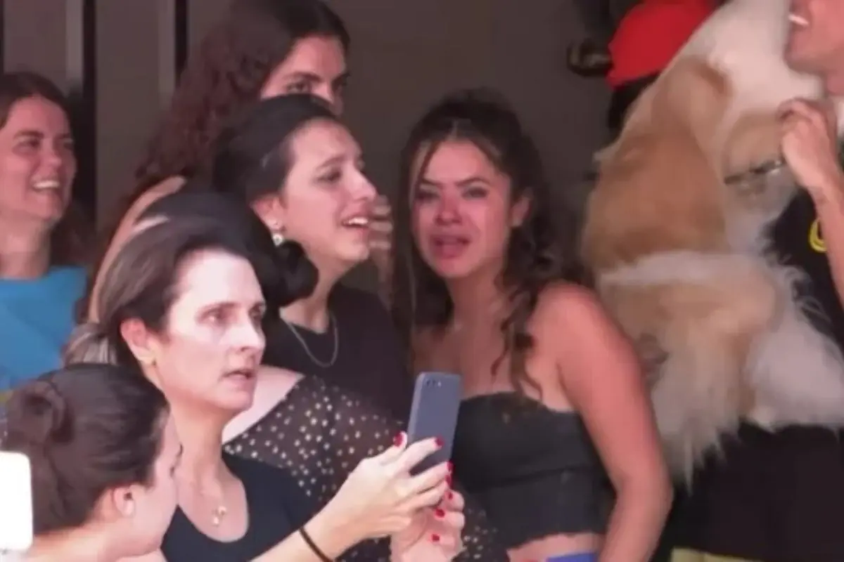 Maisa Silva está bem, diz assessoria da artista após escapar de incêndio em apartamento. Foto: Reprodução Globo Maisa Silva está bem, diz assessoria da artista após escapar de incêndio em apartamento. Foto: Reprodução Globo