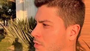 Arthur Aguiar faz apelo aos fãs e pede para verem vídeo surpreendente; confira