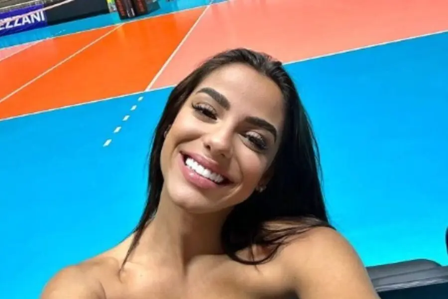 Key Alves em dia de saudades; veja o reencontro com os fãs do vôlei