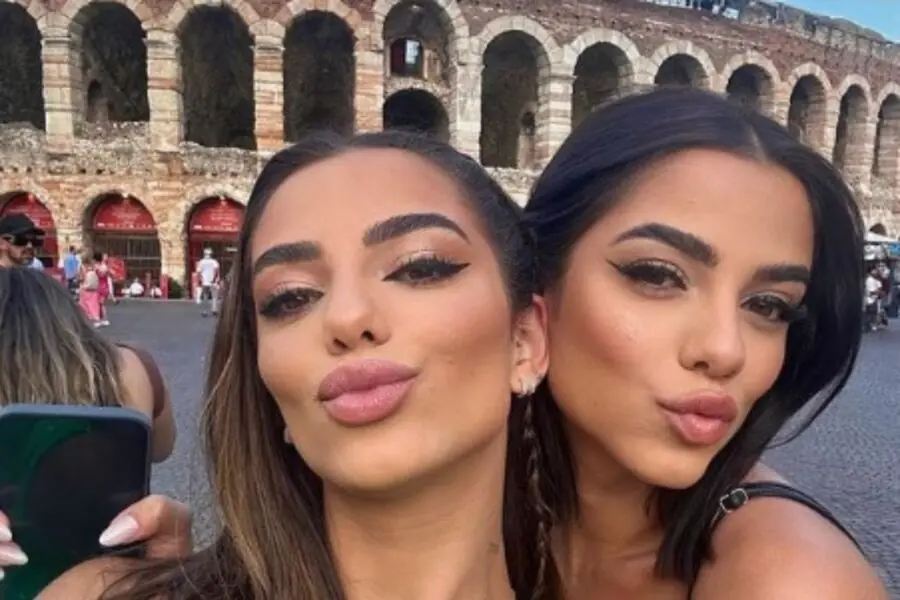 Key Alves e Keyt Alves deslumbrantes na Itália; Velha Bota nunca mais será a mesma