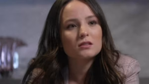 Mensagem bombástica da mãe de Larissa Manoela, censurada pela Globo, é revelada por colunista e choca internautas