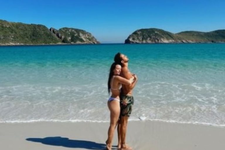 Larissa Manoela se declara novamente ao noivo André Luiz Frambach; confira