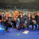 Paula Toller lota show no interior de São Paulo e agita fãs; ícone dos anos 80 sempre surpreende