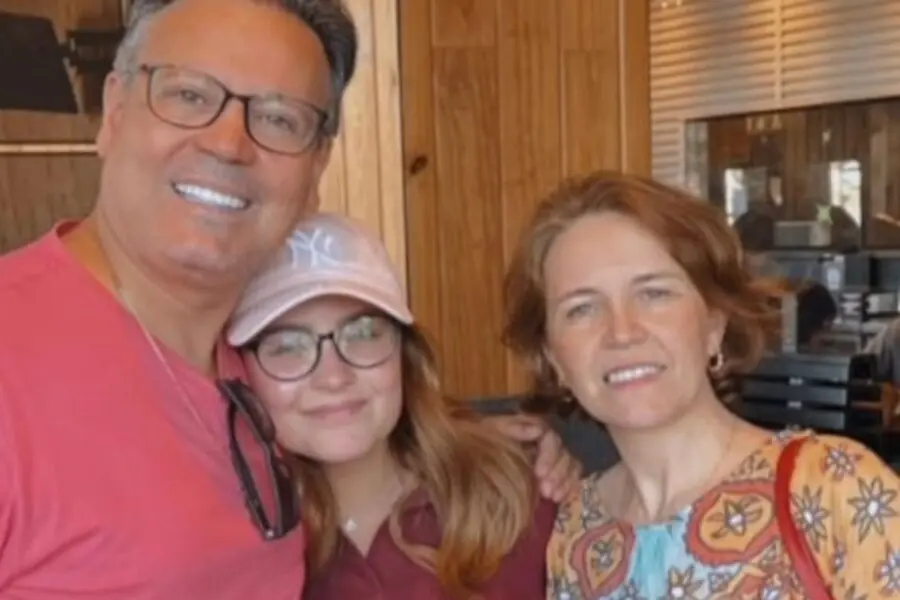 Larissa Manoela em mais uma entrevista bombástica: ‘zero contato com a família’