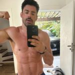 Cauã Reymond sarado e marombeiro agita as redes sociais; assim, as fãs vão à loucura