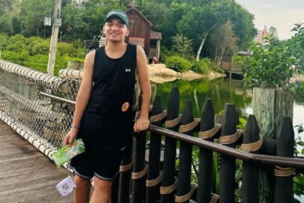 João Gomes surpreende web após ser acusado de agredir sobrinho de 13 anos; o que se sabe disso até agora