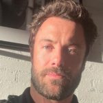 Kayky Brito publica novo vídeo na web e revela segredo para melhora; confira