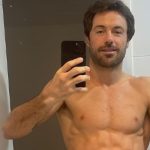 Kayky Brito incrível! Ator recebe alta do hospital após quase 1 mês lutando pela vida; confira