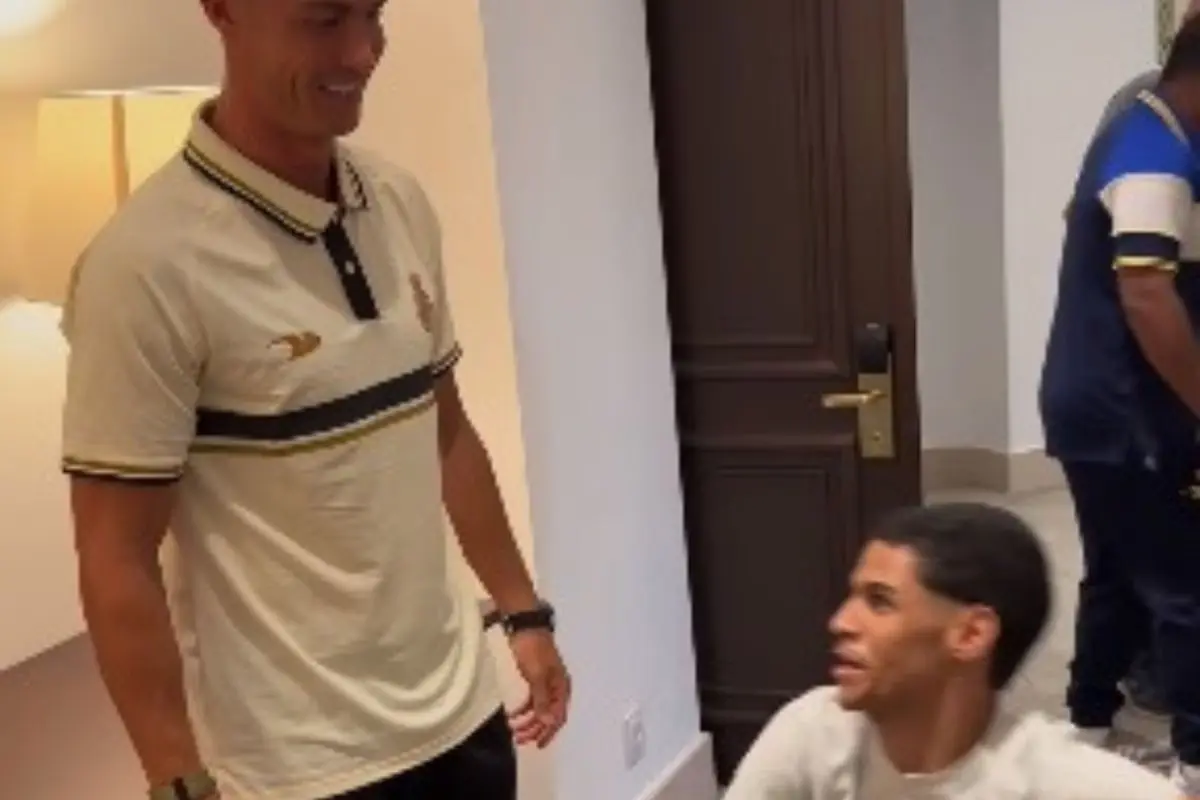 Luva de Pedreiro vai ser pai de menino; adivinhe aqui qual será o nome da criança Luva de Pedreiro vai ser pai de menino; adivinhe aqui qual será o nome da criança