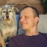 Estopinha: tutor exibe imagens do velório da cachorrinha influencer e comove web; confira