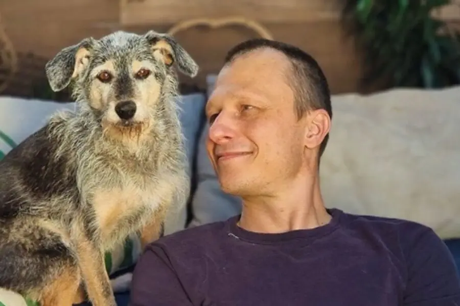 Estopinha: tutor exibe imagens do velório da cachorrinha influencer e comove web; confira