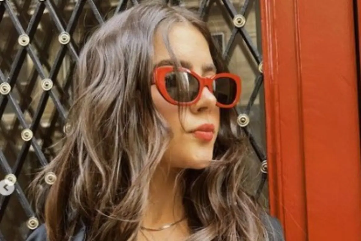 Jade Picon magnífica em Paris; cidade das luzes ainda mais iluminada com a musa Jade Picon magnífica em Paris; cidade das luzes ainda mais iluminada com a musa