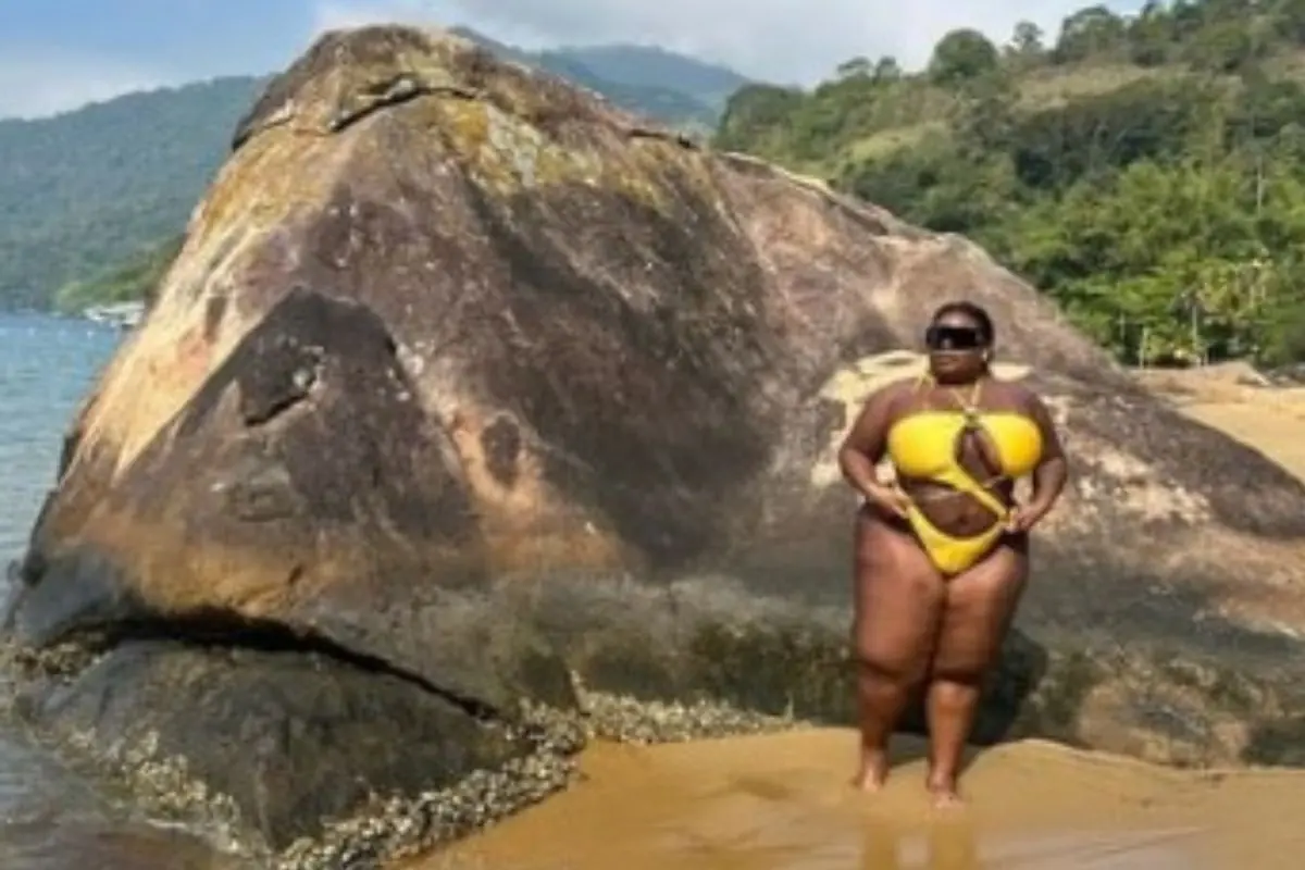 Jojo Todynho à vontade no domingão: cantora desabafa sobre bariátrica; ‘não pedi sua opinião’ Jojo Todynho à vontade no domingão: cantora desabafa sobre bariátrica; ‘não pedi sua opinião’