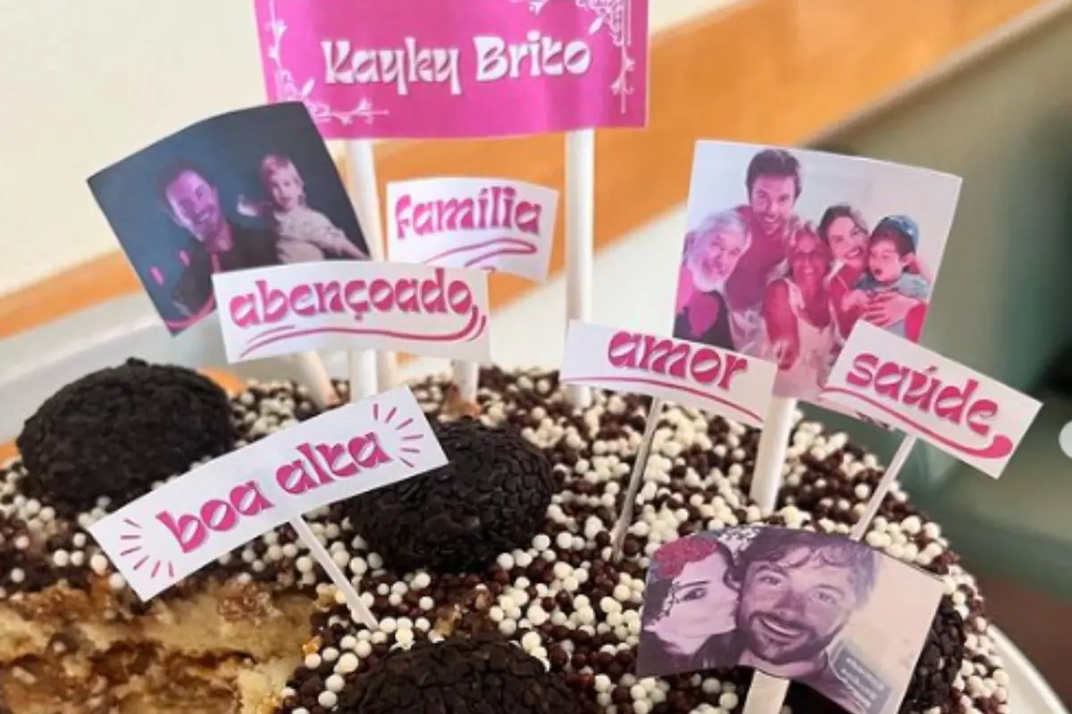 Kayky Brito aparece pela primeira vez após atropelamento e ganha até bolo; confira Kayky Brito aparece pela primeira vez após atropelamento e ganha até bolo; confira