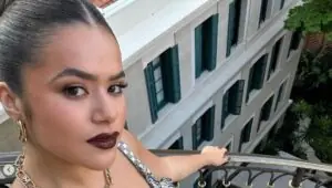 Maisa Silva arrasa em São Paulo: atriz revela look elegante no Instagram