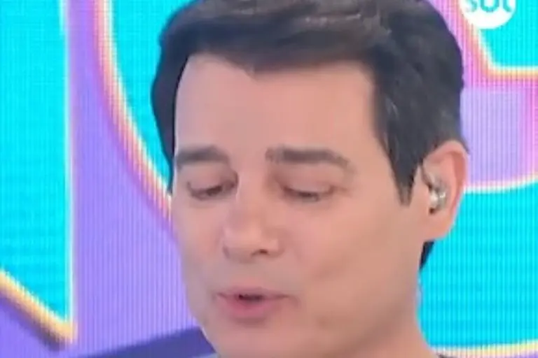 Celso Portiolli comete gafe com atriz Nívea Maria em Passa ou Repassa e assunto viraliza; confira