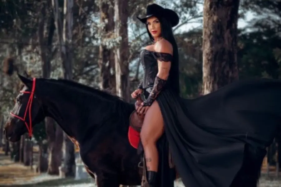 Simioni eliminada em ‘A Fazenda 15’; reação de Rachel Sheherazade viraliza; confira