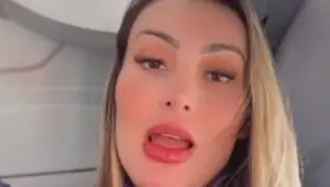 Que susto! Andressa Urach surpreende ao contar apuro em avião; confira